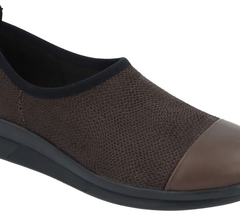 Bateliai ortopediniai Berkemann platesnėms/itin JAUTRIOMS pėdoms, Sari ruda ekspozicinė prekė